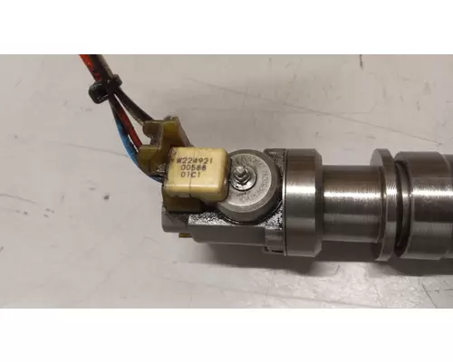 INTERNATIONAL VT365 Fuel Injection Parts