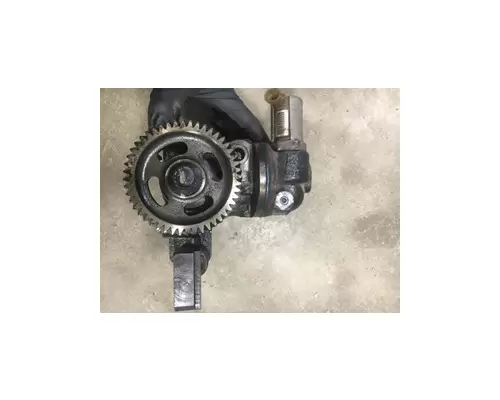 INTERNATIONAL VT365 Oil Pump