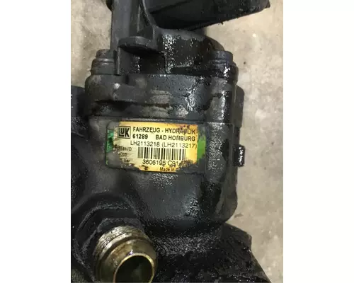 INTERNATIONAL VT365 Power Steering Pump