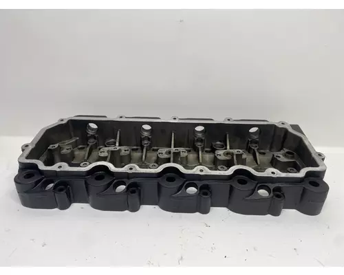INTERNATIONAL VT365 Valve Cover