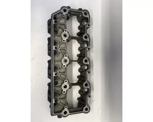 INTERNATIONAL VT365 Valve Cover