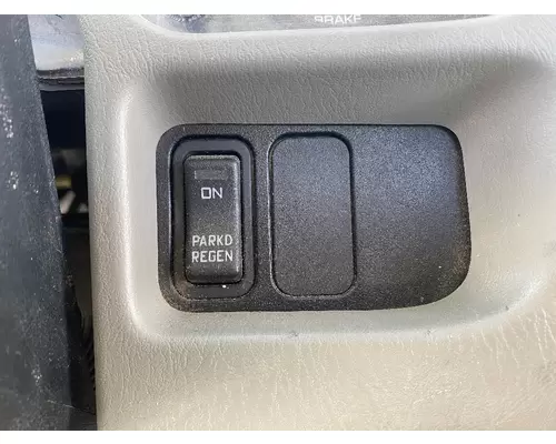 INTERNATIONAL WORKSTAR (7400) DashConsole Switch