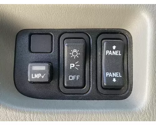 INTERNATIONAL WORKSTAR (7400) DashConsole Switch