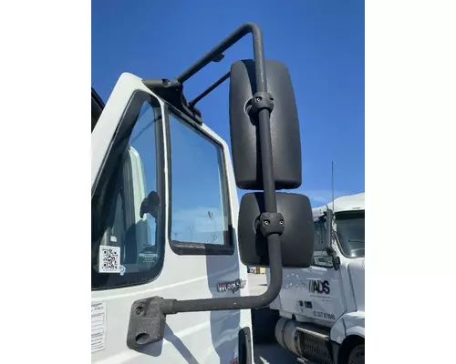 INTERNATIONAL WORKSTAR (7400) Side View Mirror