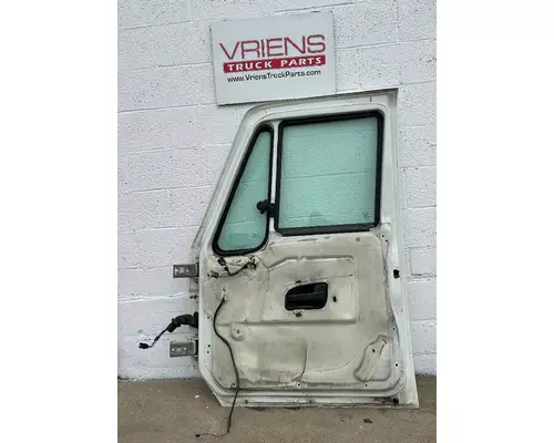 INTERNATIONAL WORKSTAR Door Assembly, Front