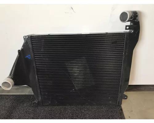 INTERNATIONAL WorkStar 7300 Charge Air Cooler (ATAAC)