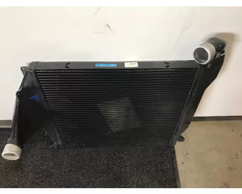 INTERNATIONAL WorkStar 7300 Charge Air Cooler