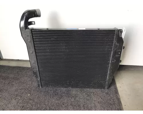 INTERNATIONAL WorkStar 7300 Charge Air Cooler