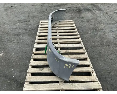 INTERNATIONAL WorkStar 7400 Bumper Assembly, Front