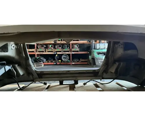 INTERNATIONAL WorkStar 7400 Hood