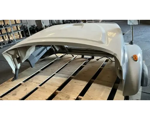 INTERNATIONAL WorkStar 7400 Hood