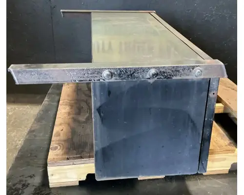 INTERNATIONAL WorkStar 7400 Tool Box