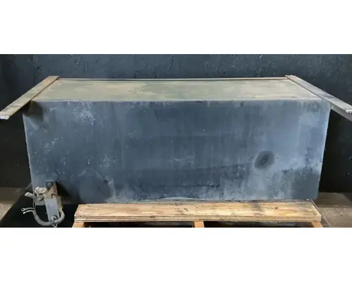 INTERNATIONAL WorkStar 7400 Tool Box