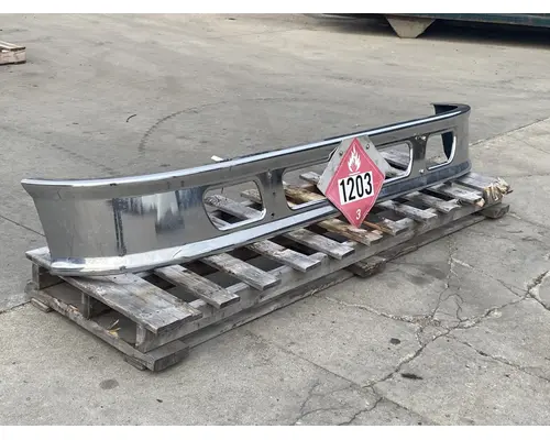 INTERNATIONAL WorkStar 7500 Bumper Assembly, Front