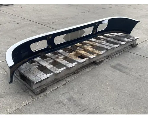 INTERNATIONAL WorkStar 7500 Bumper Assembly, Front