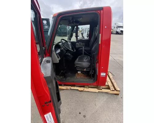 INTERNATIONAL WorkStar 7500 Cab