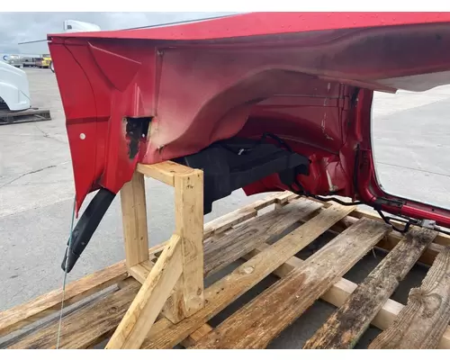 INTERNATIONAL WorkStar 7500 Hood