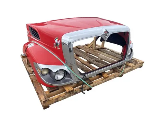 INTERNATIONAL WorkStar 7500 Hood