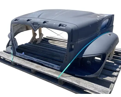 INTERNATIONAL WorkStar 7600 Hood