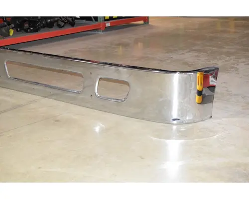 INTERNATIONAL WorkStar Bumper Assembly, Front