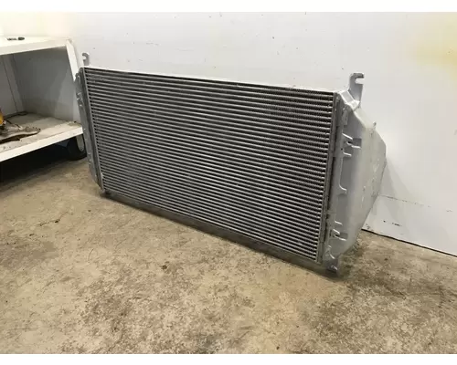 INTERNATIONAL WorkStar Charge Air Cooler (ATAAC)