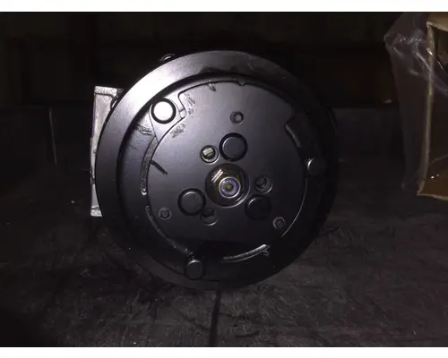 INTERNATIONAL  Air Conditioner Compressor