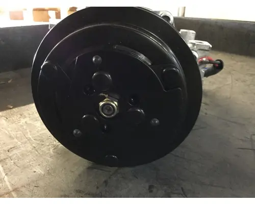 INTERNATIONAL  Air Conditioner Compressor