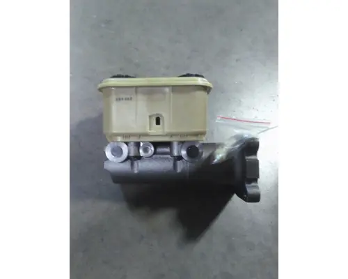 INTERNATIONAL  BRAKE MASTER CYLINDER