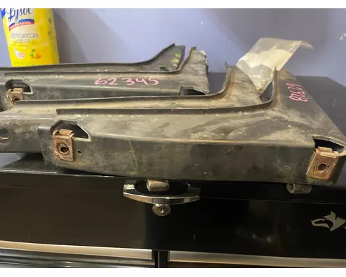 INTERNATIONAL  Bracket, Misc.