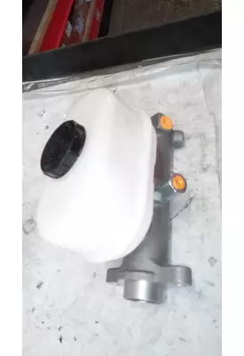 INTERNATIONAL  Brake Master Cylinder