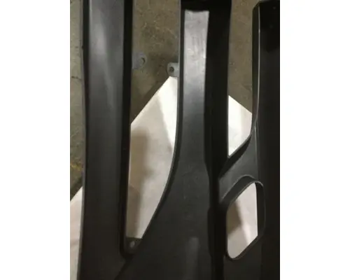 INTERNATIONAL  Bumper End Cap