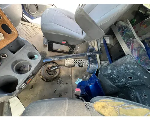 INTERNATIONAL  Cab