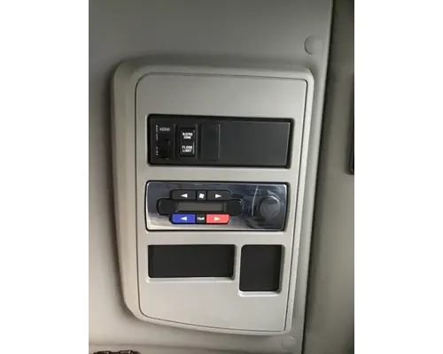 INTERNATIONAL  Cab