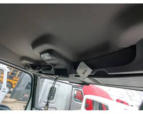 INTERNATIONAL  Cab