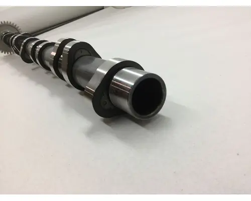 INTERNATIONAL  Camshaft