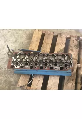 INTERNATIONAL  Cylinder Head