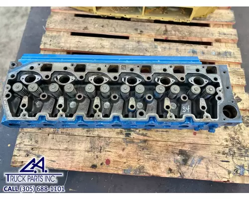 INTERNATIONAL  Cylinder Head