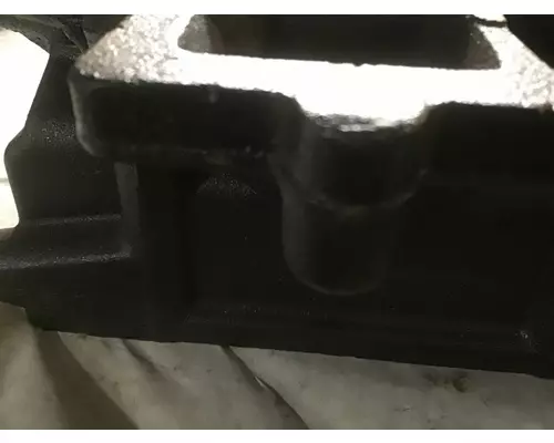 INTERNATIONAL  Cylinder Head