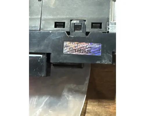 INTERNATIONAL  Dash  Console Switch