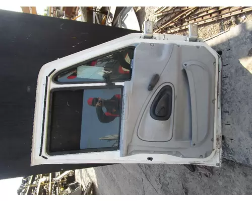 INTERNATIONAL  Door Assembly, Front