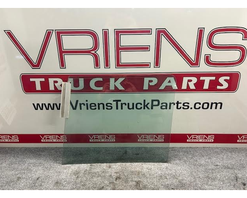 INTERNATIONAL  Door Glass, Front
