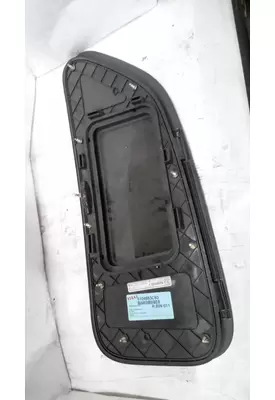 INTERNATIONAL  Door Vent Glass, Front