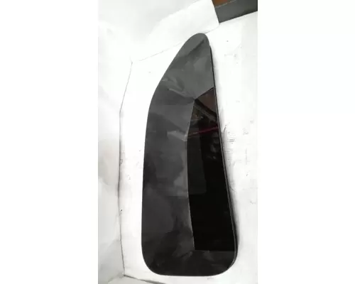 INTERNATIONAL  Door Vent Glass, Front