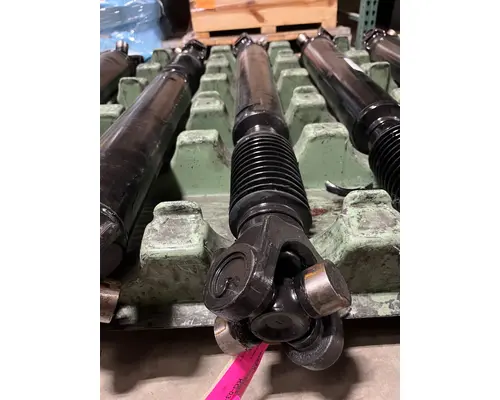 INTERNATIONAL  Drive Shaft, Front