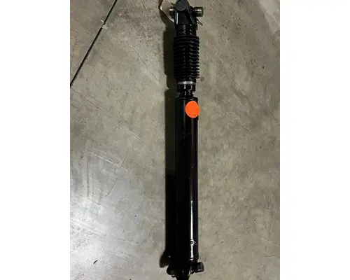 INTERNATIONAL  Drive Shaft, Front