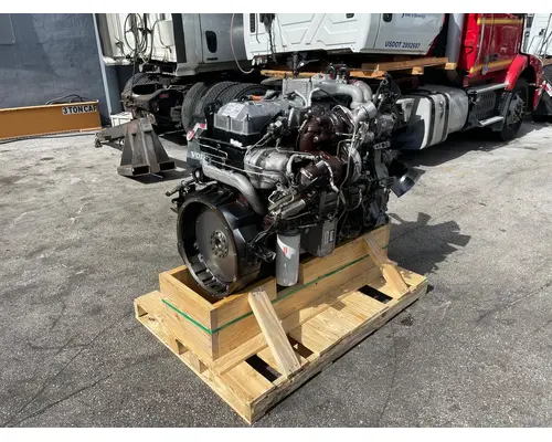 INTERNATIONAL  Engine Assembly