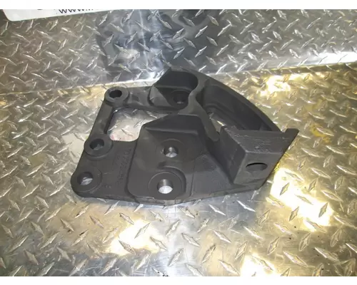 INTERNATIONAL  Engine Mounts