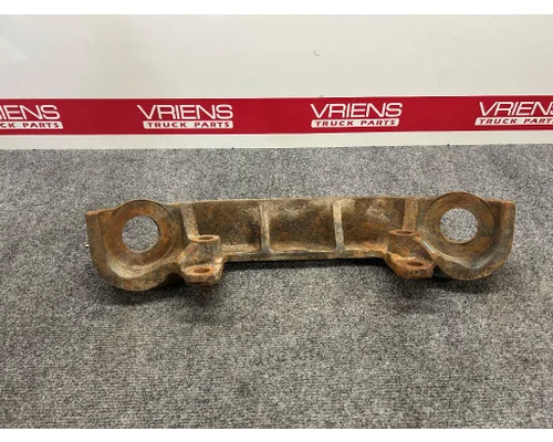 INTERNATIONAL  Engine Mounts