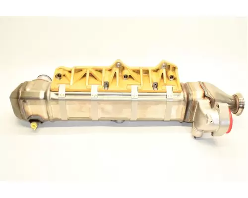 INTERNATIONAL  Engine Oil Cooler