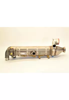 INTERNATIONAL  Engine Oil Cooler